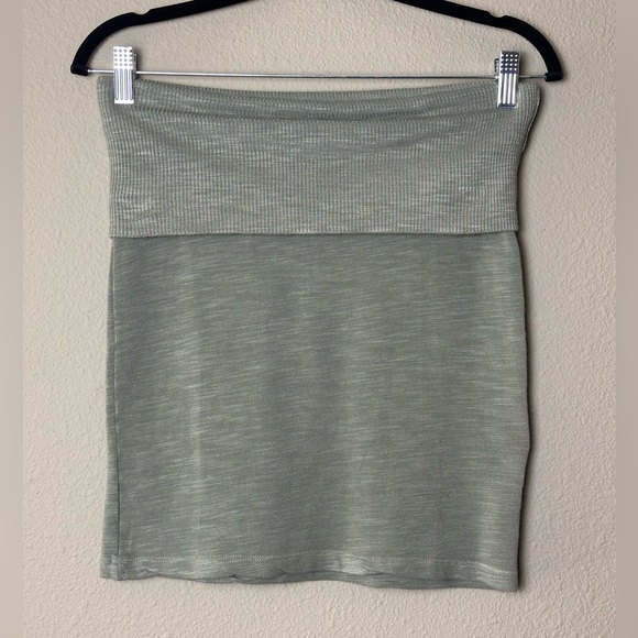 NWOT MONROW FOLD OVER KNIT MINI SKIRT GREEN SMALL - Picture 7 of 10